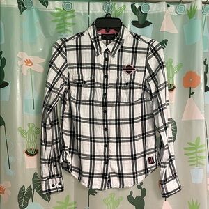 Women’s Harley-Davidson  Black & White Plaid Button-Up Shirt “Breast Cancer”